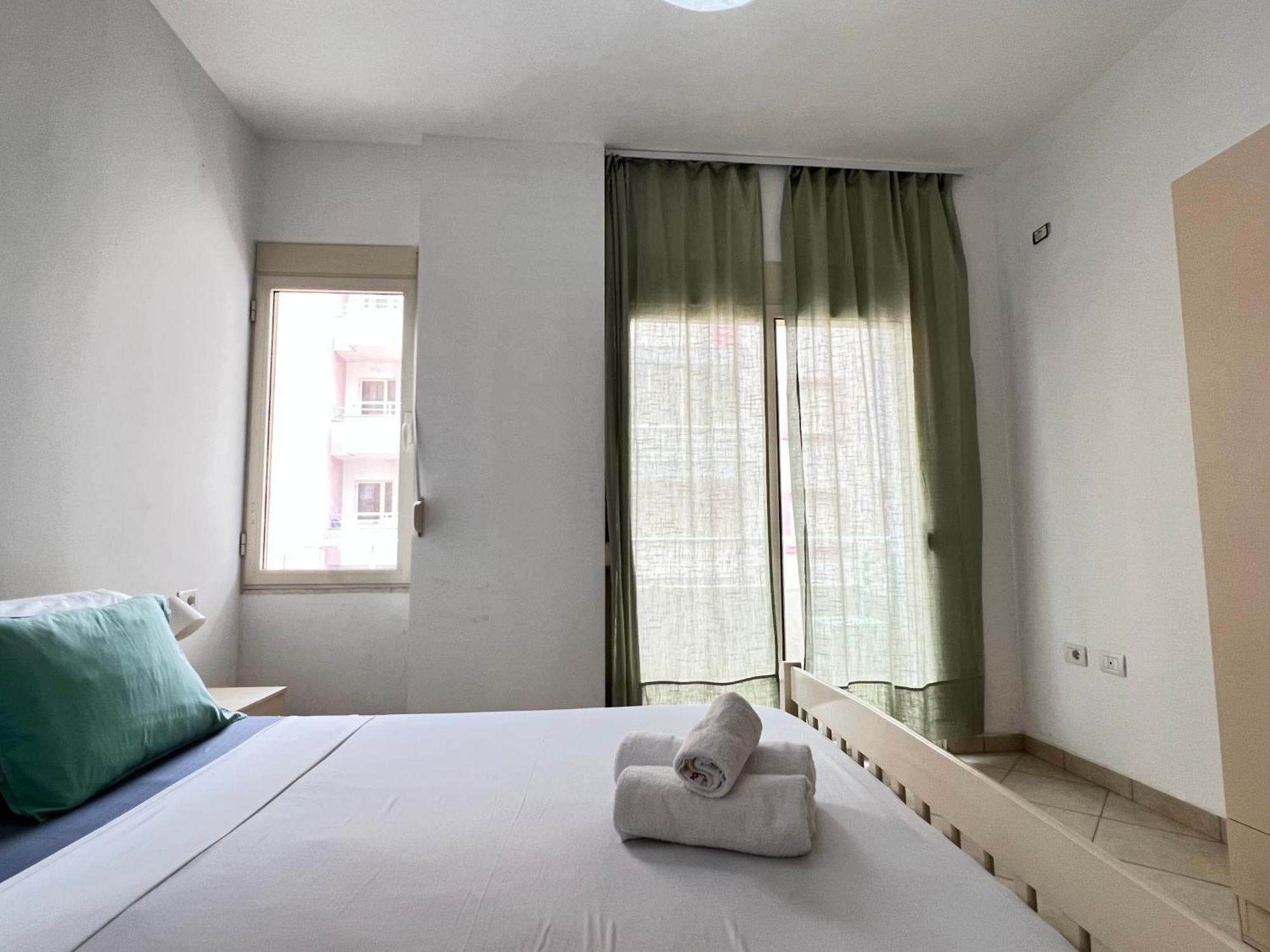 Lunasol Seaside Apartments Durrës Eksteriør billede