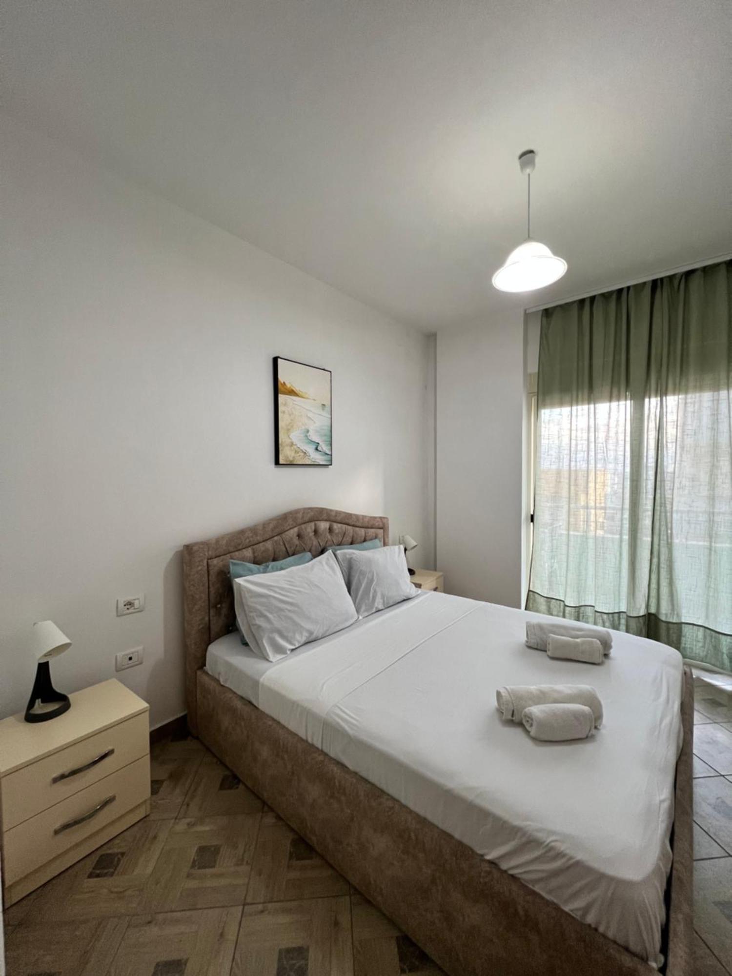 Lunasol Seaside Apartments Durrës Eksteriør billede