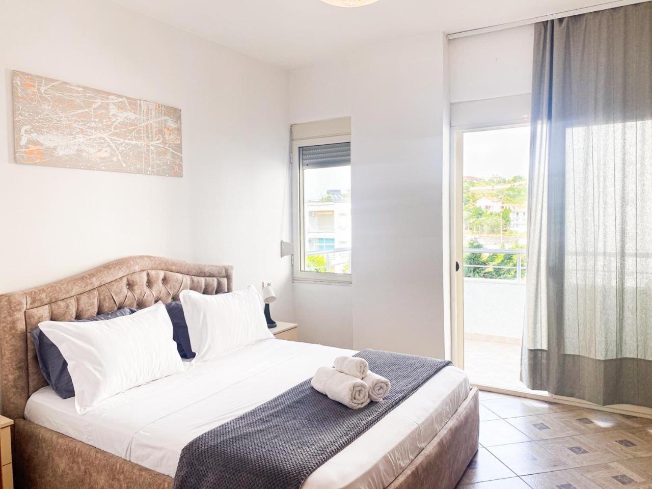 Lunasol Seaside Apartments Durrës Eksteriør billede